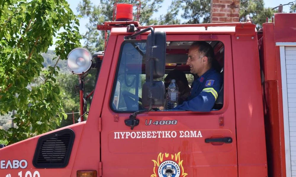 Περιστέρι: Άντρας βρέθηκε αναίσθητος σε σπίτι εξαιτίας πυρκαγιάς